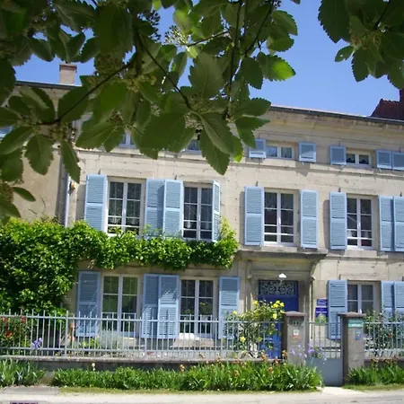 Charmante Maison Au Coeur Des Vergers Avec Cheminee, Jardin Secret Et Jeux Pour Enfants 3* Watronville