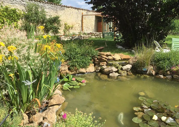 Charmante Maison Au Coeur Des Vergers Avec Cheminee, Jardin Secret Et Jeux Pour Enfants - Fr-1-585-151 Отель типа 