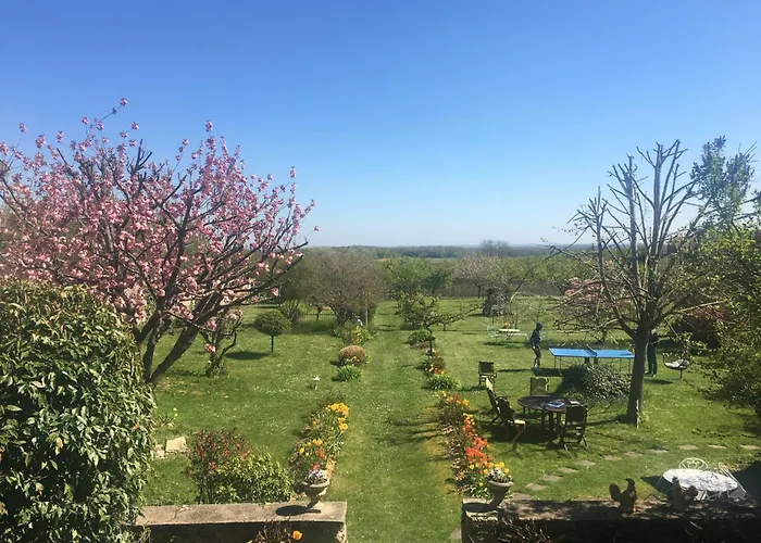 Charmante Maison Au Coeur Des Vergers Avec Cheminee, Jardin Secret Et Jeux Pour Enfants - Fr-1-585-151 Watronville