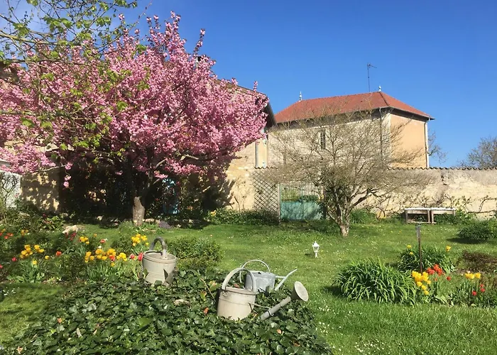 Charmante Maison Au Coeur Des Vergers Avec Cheminee, Jardin Secret Et Jeux Pour Enfants - Fr-1-585-151 Watronville